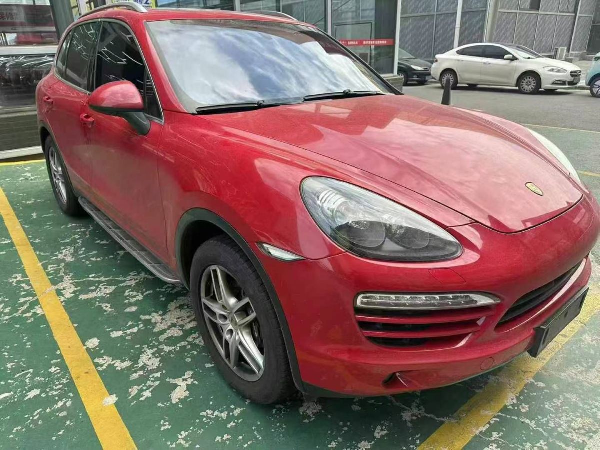 保時(shí)捷 Cayenne  2013款 Cayenne 3.0T 柴油版圖片