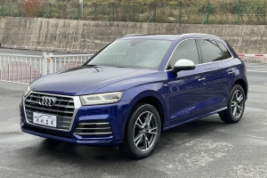 奥迪Q5L 奥迪 40 TFSI 荣享时尚型