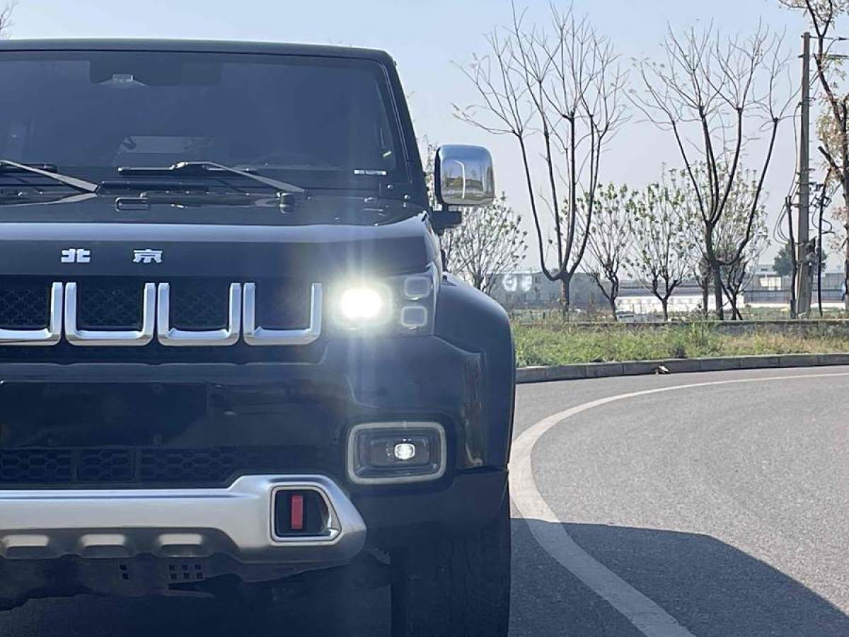 北京 BJ40  2019款  PLUS 2.3T 自動(dòng)四驅(qū)尊享版 國(guó)VI圖片