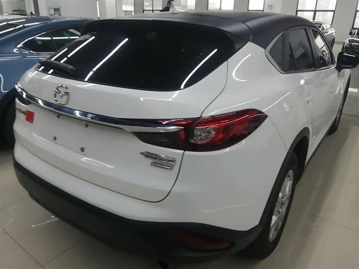 馬自達 CX-4  2016款 2.0L 自動兩驅(qū)藍天領(lǐng)先版圖片