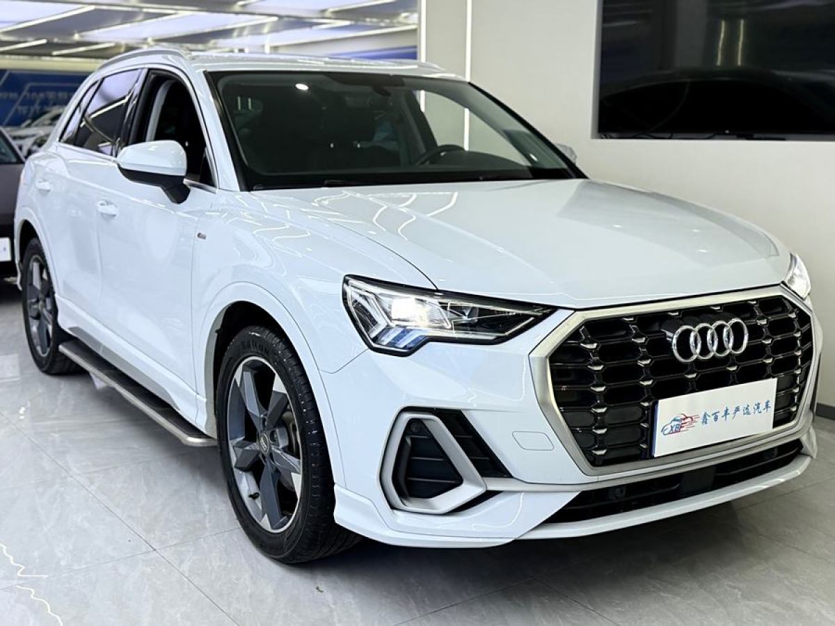 奧迪 奧迪Q3  2020款 35 TFSI 時(shí)尚動(dòng)感型圖片