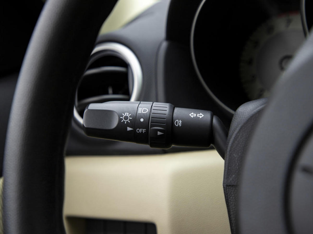 2014年1月马自达 马自达3  2012款 1.6L 自动经典特惠型
