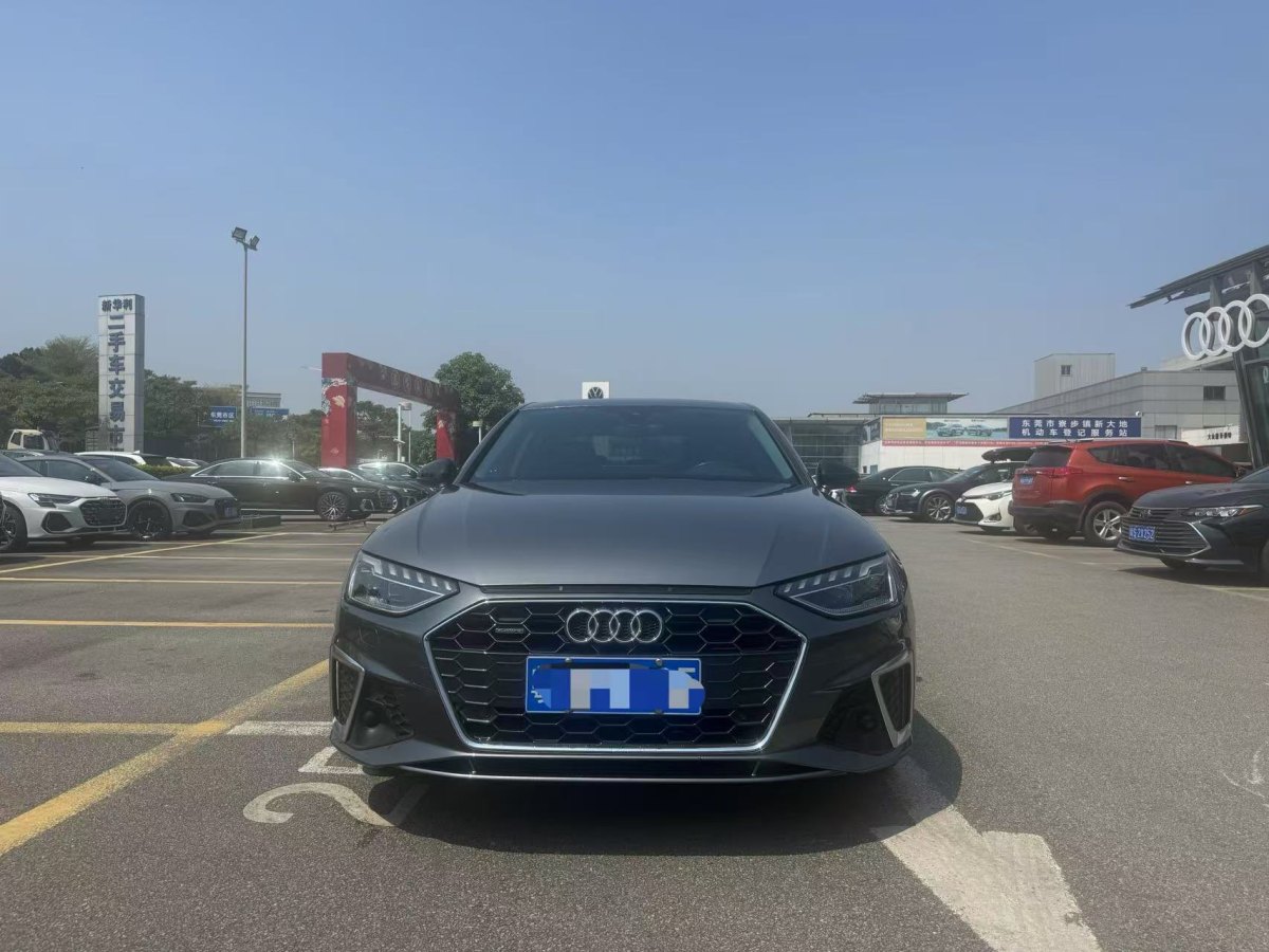 奧迪 奧迪A4L  2020款 45 TFSI quattro 臻選動感型圖片