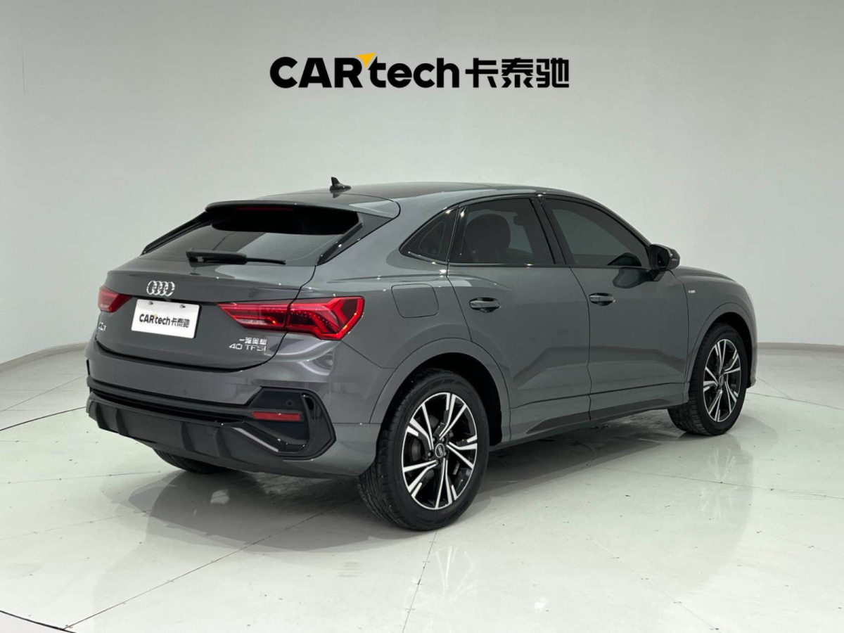 2022年2月奧迪 Q3 Sportback 2022款 40 TFSI 時尚型