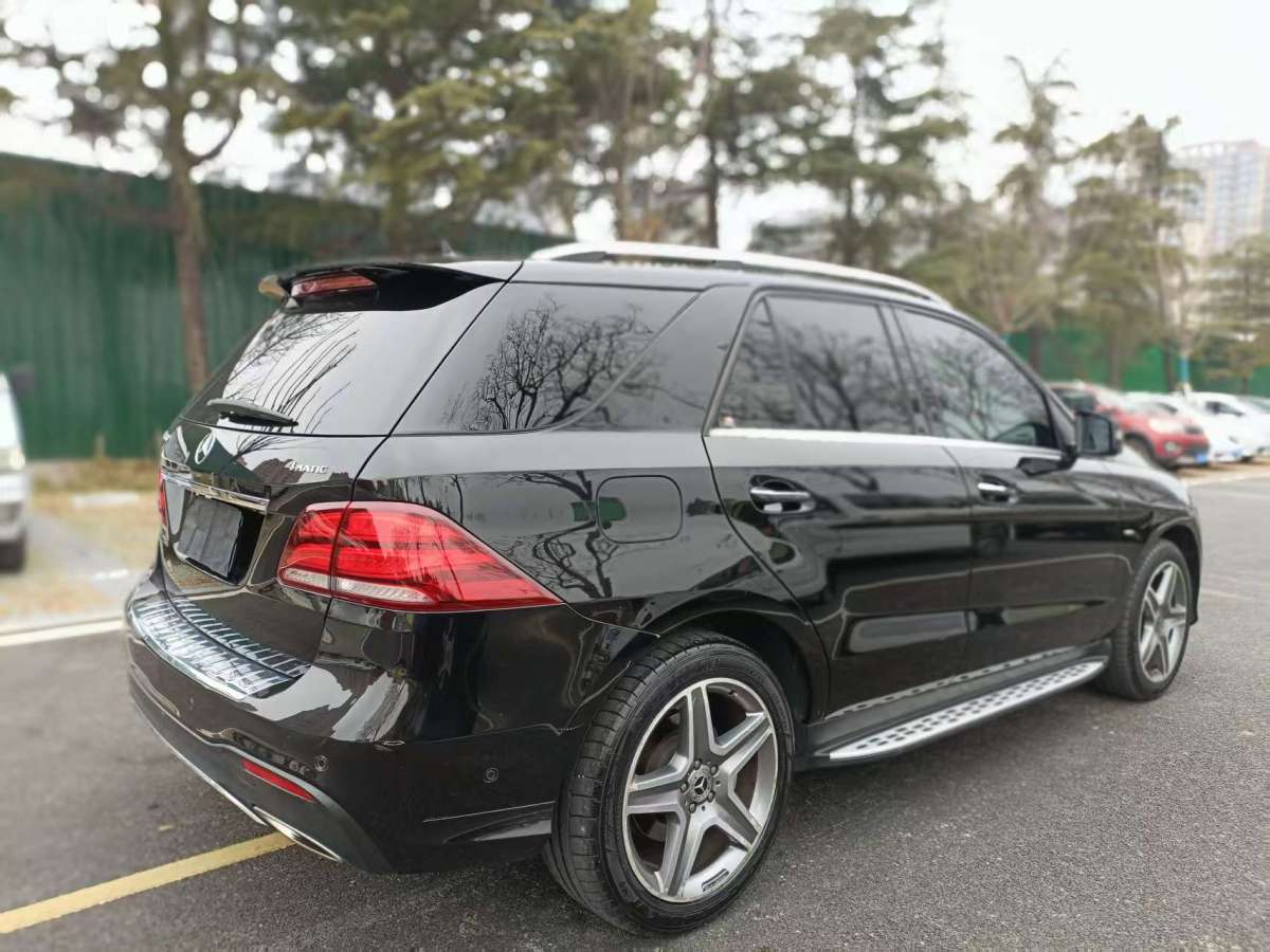 2018年6月奔馳 奔馳GLE  2018款 GLE 400 4MATIC 臻藏版