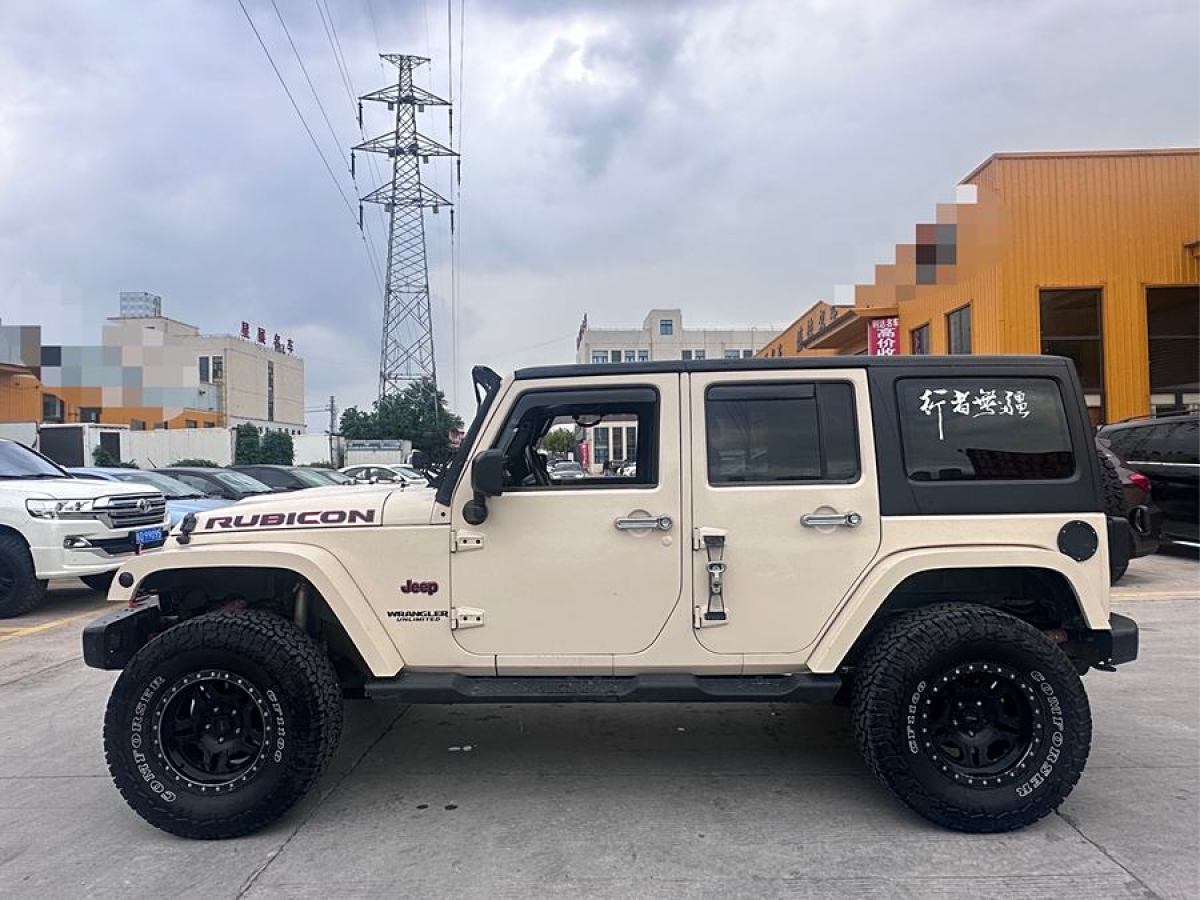 Jeep 牧馬人  2014款 3.0L Sahara 四門(mén)版圖片