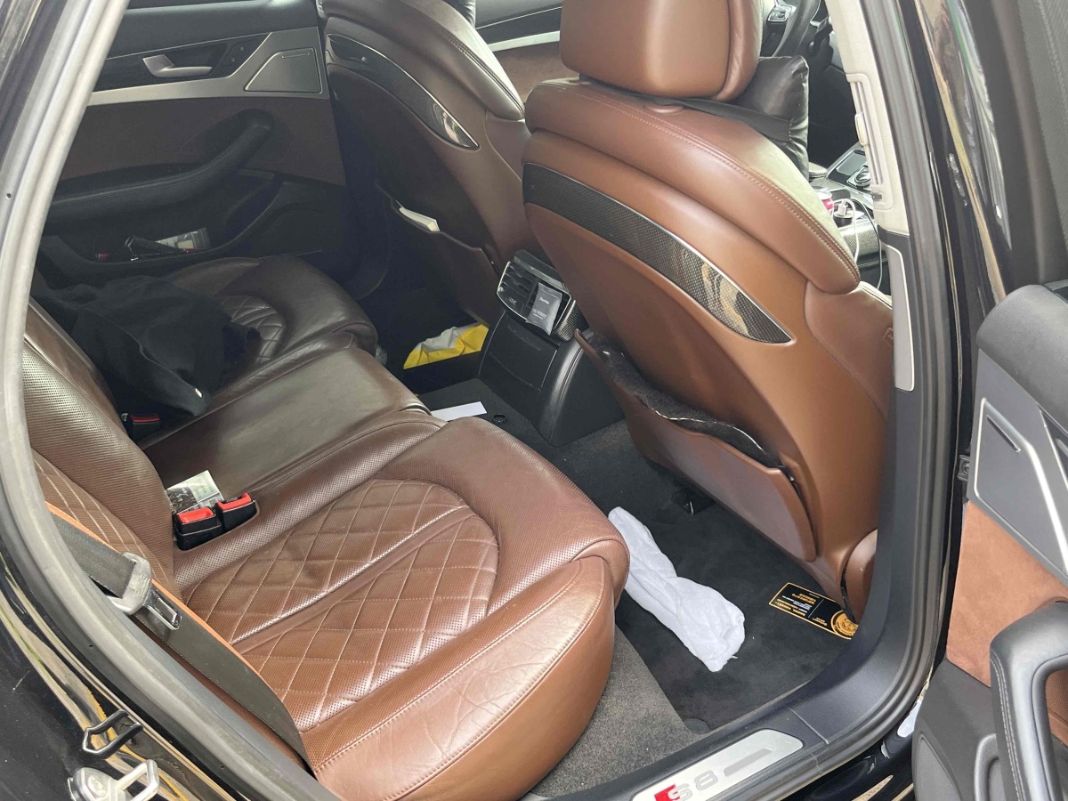 奧迪 奧迪S8  2013款 S8 4.0TFSI quattro圖片