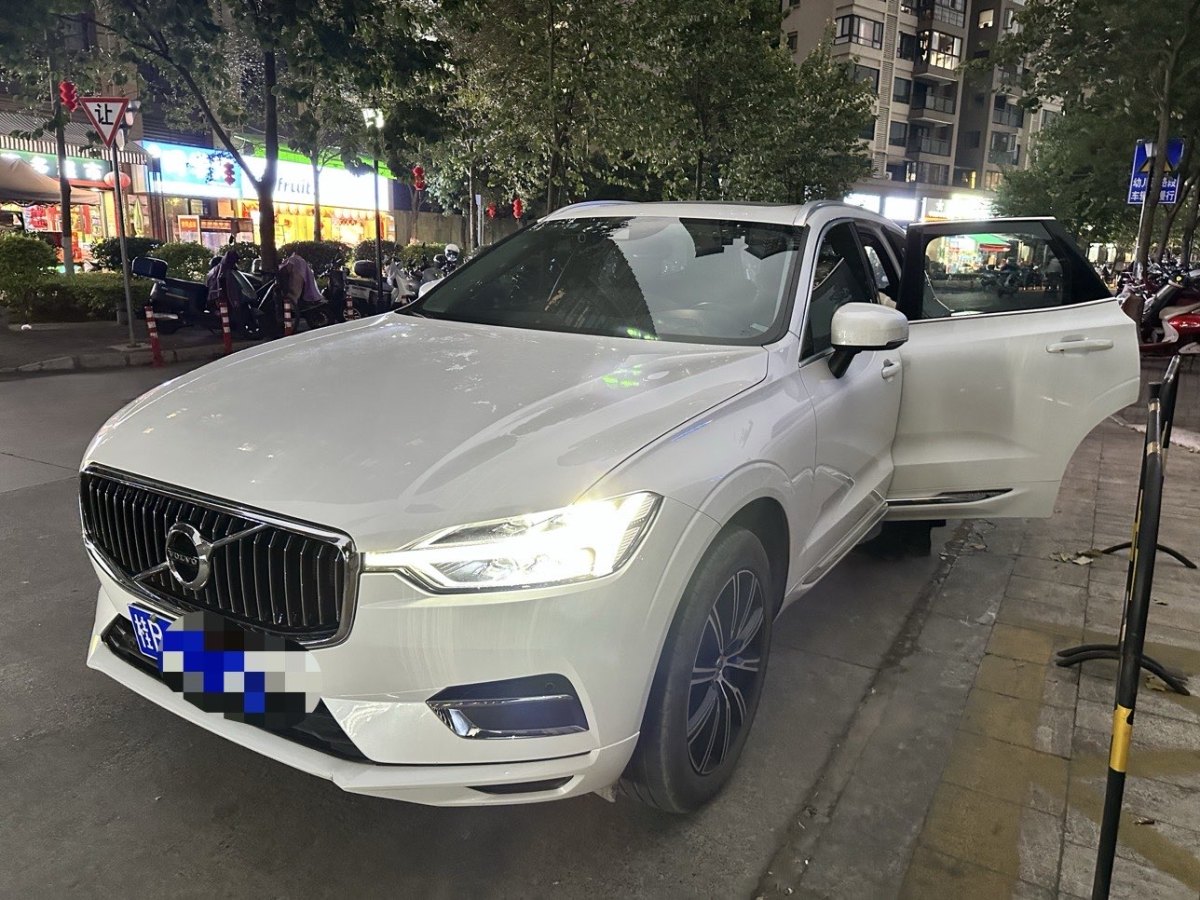 沃爾沃 XC60  2020款 T5 四驅智遠豪華版圖片