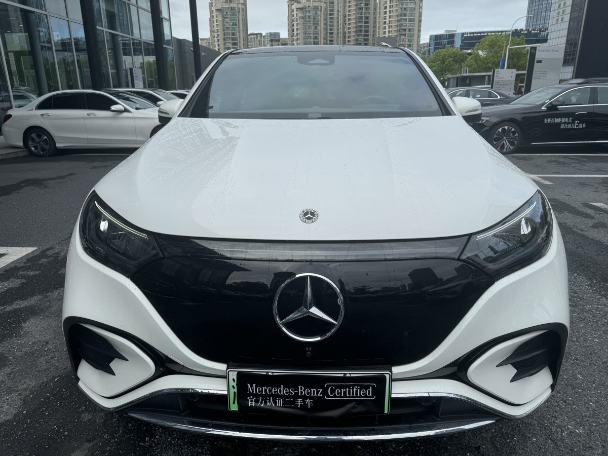 2023年10月奔馳 奔馳EQE SUV  2023款 350 4MATIC 先鋒版