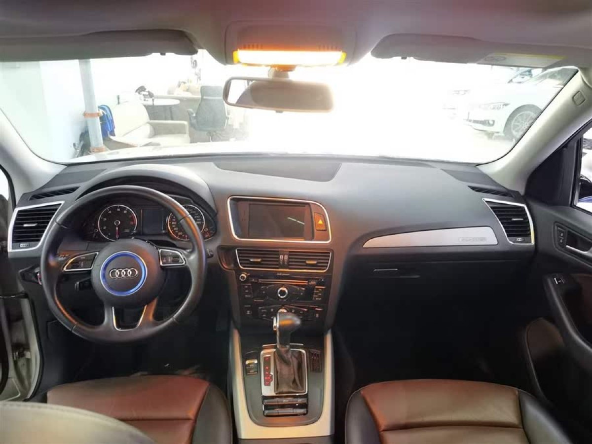 奧迪 奧迪Q5  2017款 40 TFSI 進(jìn)取型圖片