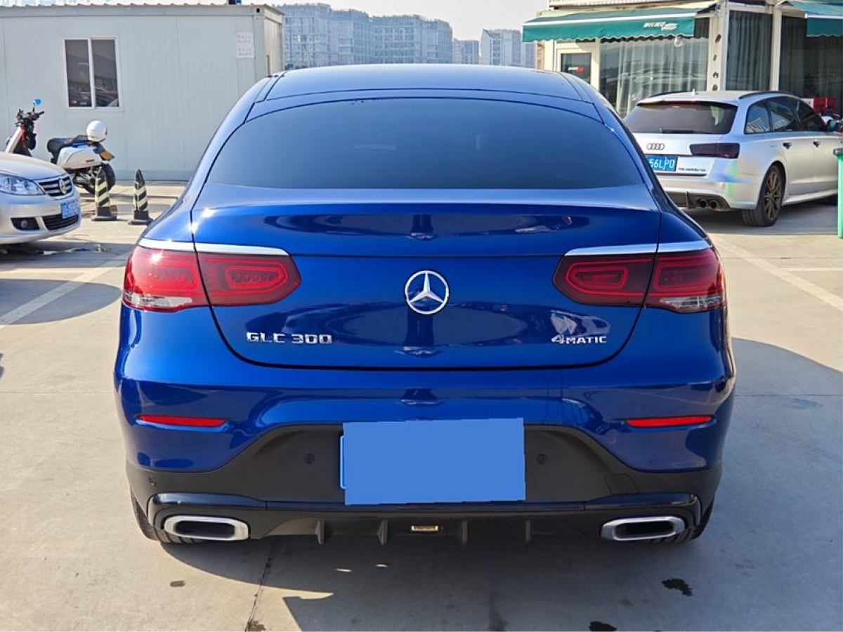 奔馳 奔馳GLC  2022款 改款 GLC 300 4MATIC 轎跑SUV圖片