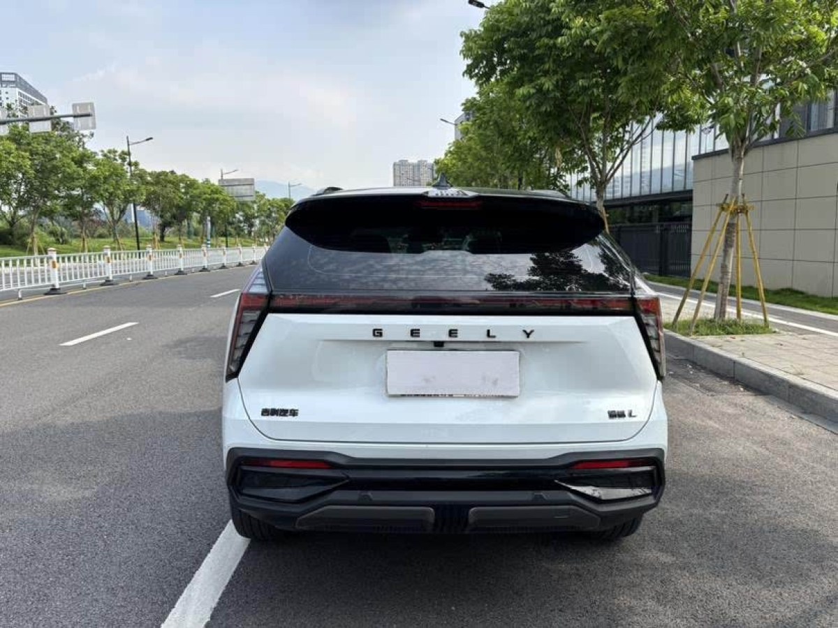 吉利 博越L  2023款 1.5TD DCT尊貴型圖片
