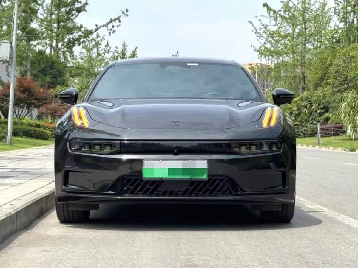 極氪 極氪001  2022款 超長(zhǎng)續(xù)航單電機(jī) WE版圖片