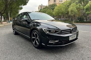 迈腾 大众 200万辆纪念版 330TSI DSG豪华型