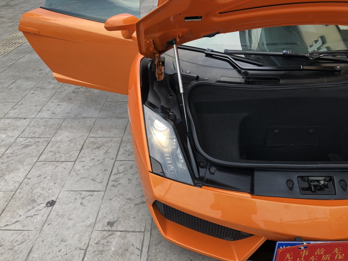 蘭博基尼 Gallardo  2011款 LP 560-4 Bicolore圖片