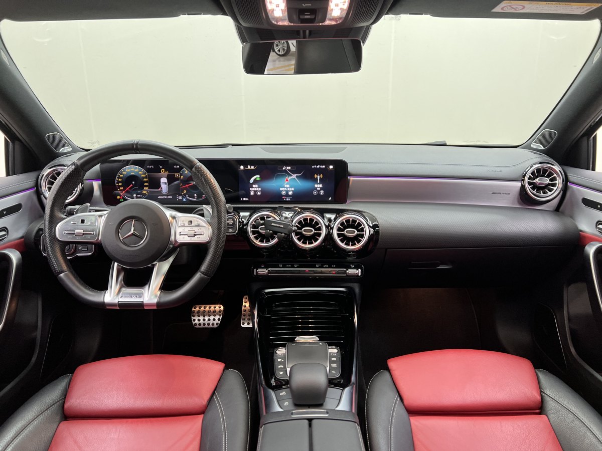 奔馳 奔馳A級AMG  2020款 AMG A 35 4MATIC圖片