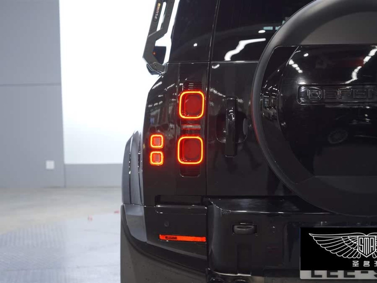 路虎 衛(wèi)士  2023款 90 2.0T P300 X-DYNAMIC HSE圖片