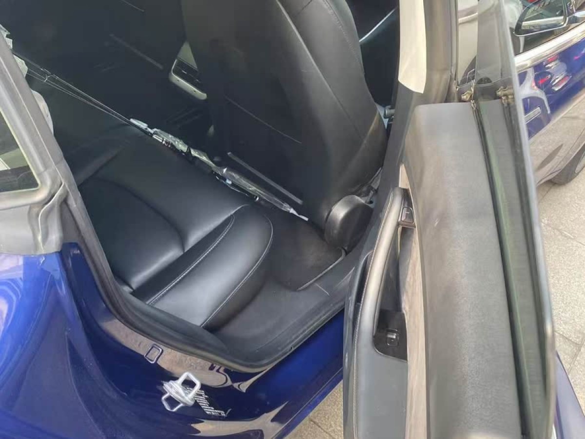 特斯拉 Model 3  2020款 改款 長續(xù)航后輪驅動版圖片