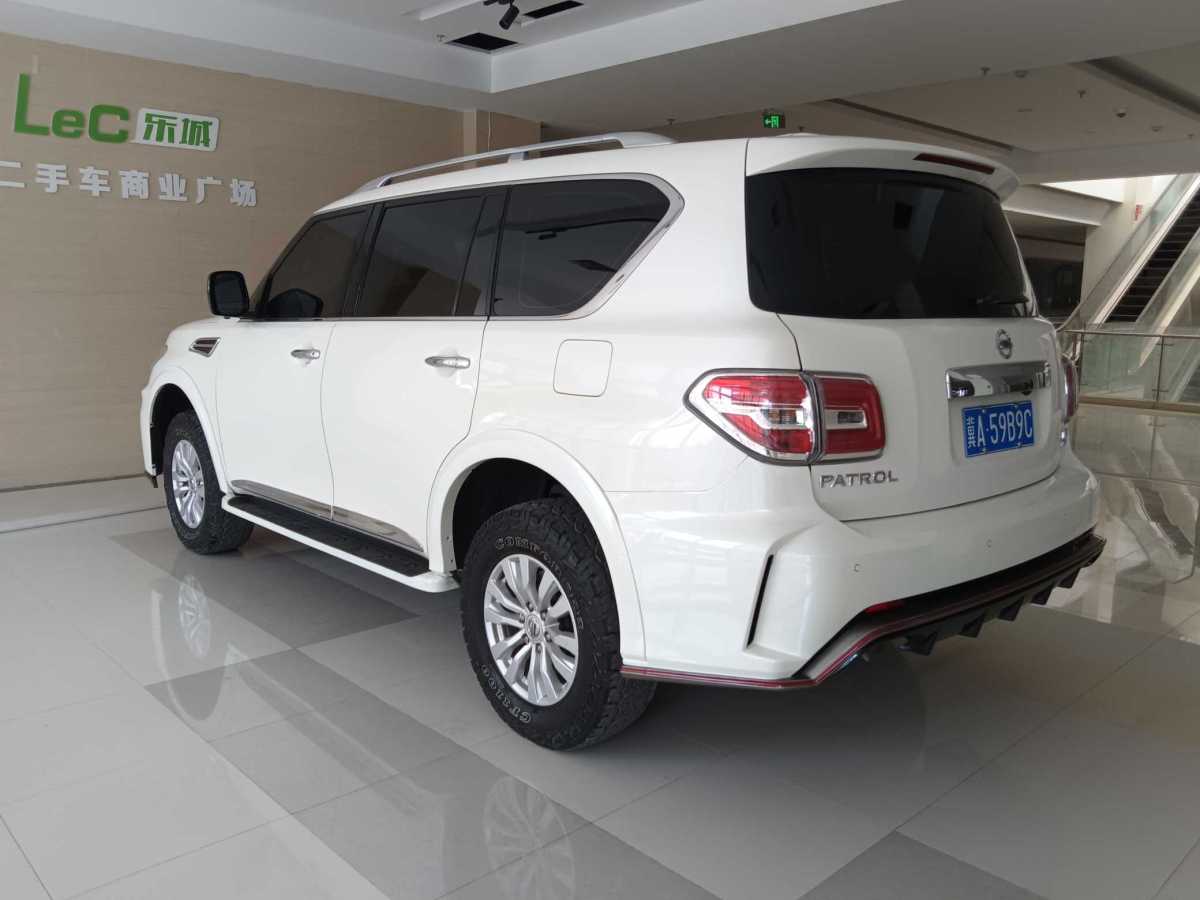 日產(chǎn) 途樂  2018款 4.0L 鉑金型圖片