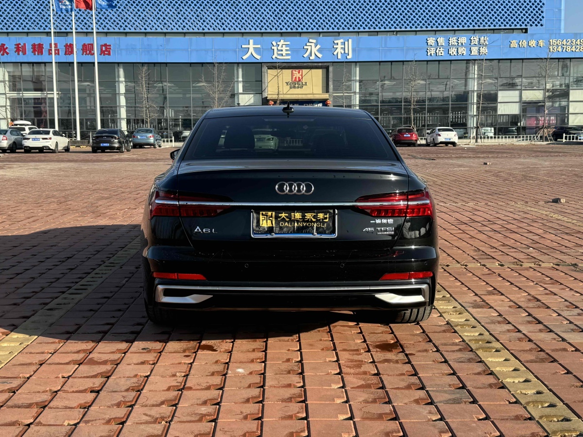 奧迪 奧迪A6L  2023款 改款 45 TFSI quattro 臻選動(dòng)感型圖片