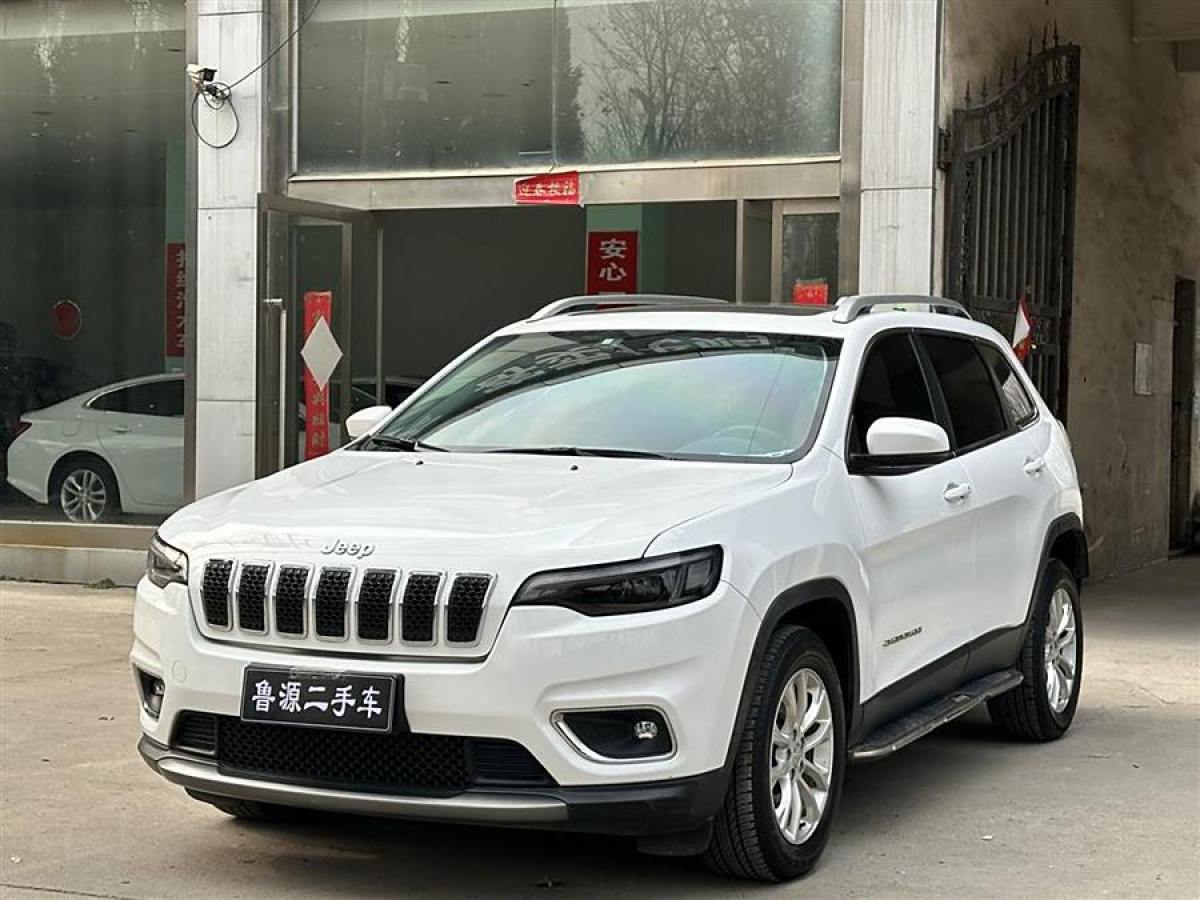 2019年10月Jeep 自由光  2019款 2.0T 兩驅(qū)智享版 國(guó)VI