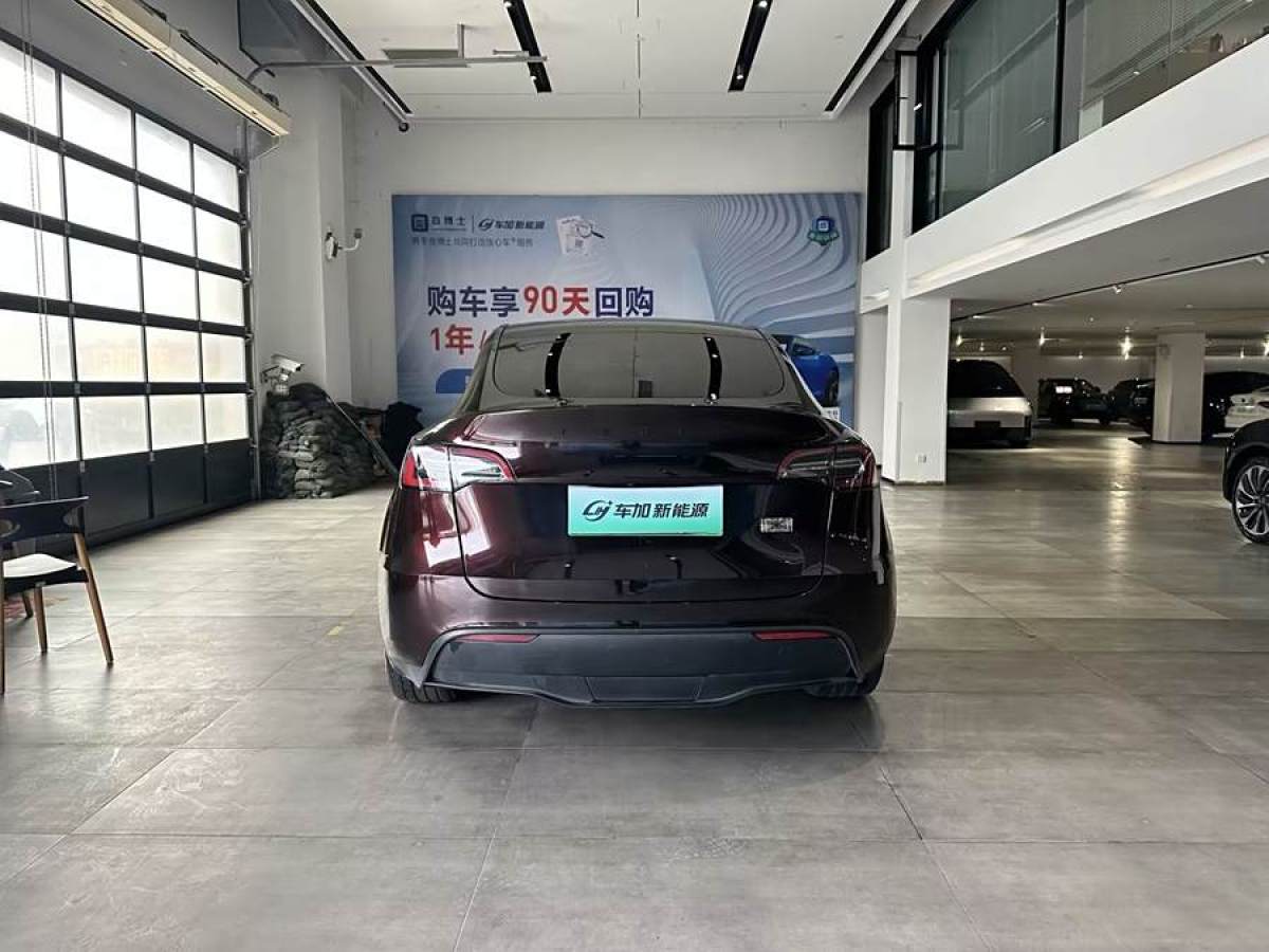 特斯拉 Model 3  2021款 改款 標(biāo)準(zhǔn)續(xù)航后驅(qū)升級(jí)版圖片