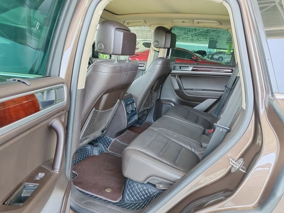 大眾 途銳  2011款 3.0TSI 高配型圖片