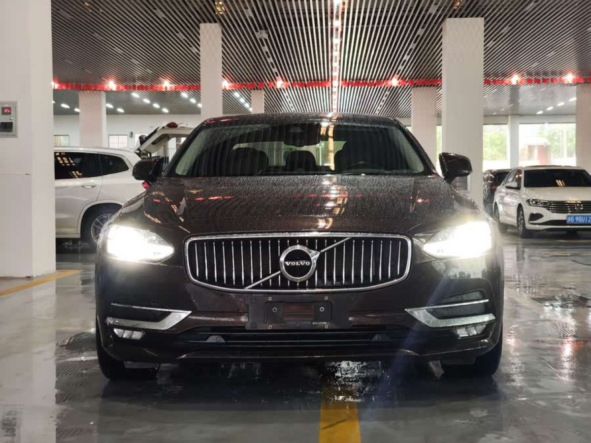 沃爾沃 S90  2020款 改款 T5 智逸豪華版圖片