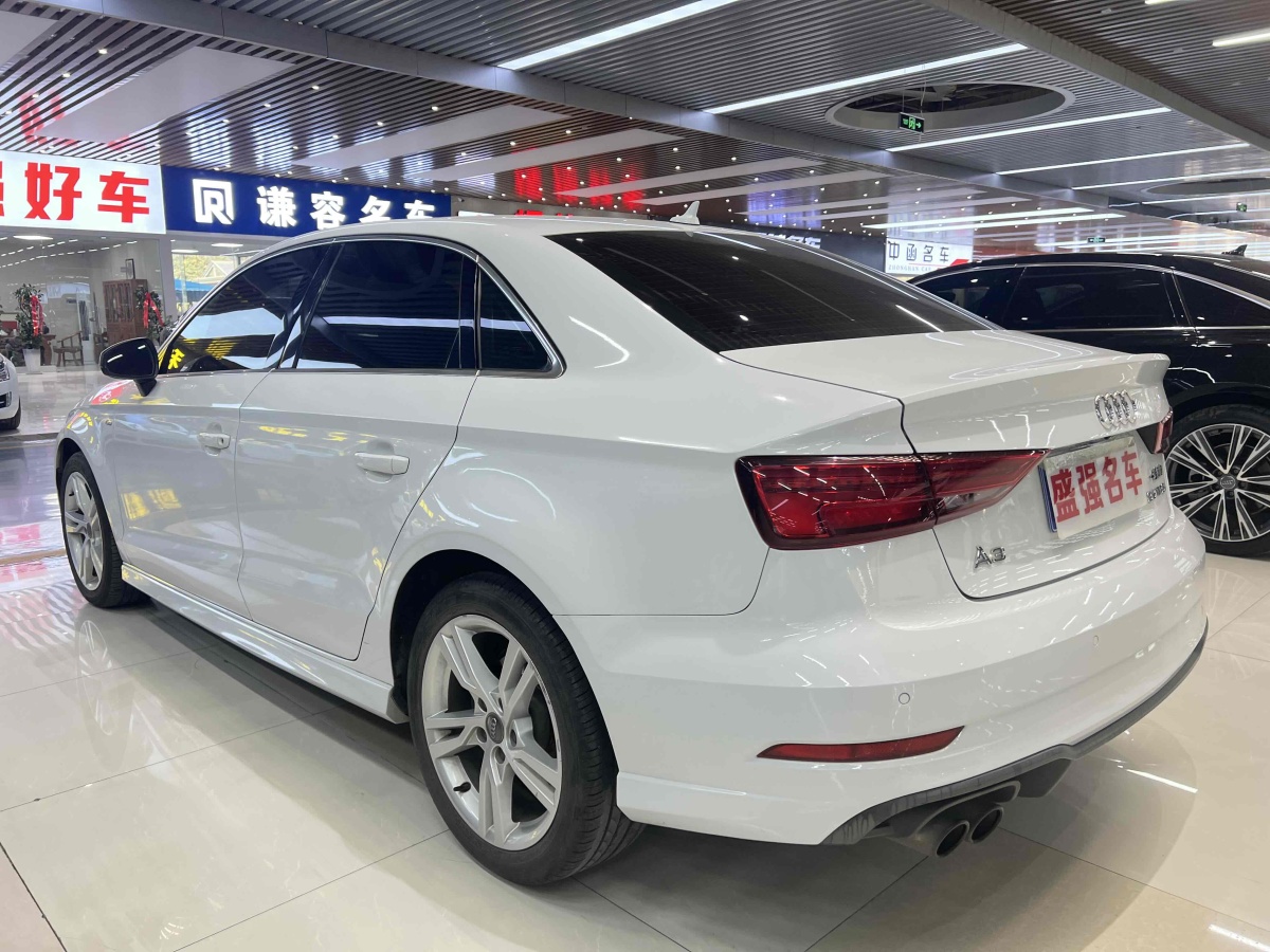 奧迪 奧迪A3  2018款 30周年年型 Limousine 35 TFSI 時(shí)尚型圖片