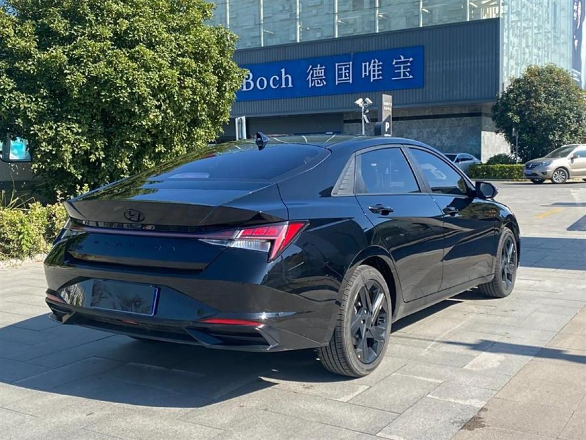 2022年6月現(xiàn)代 伊蘭特  2021款 1.5L LUX尊貴版