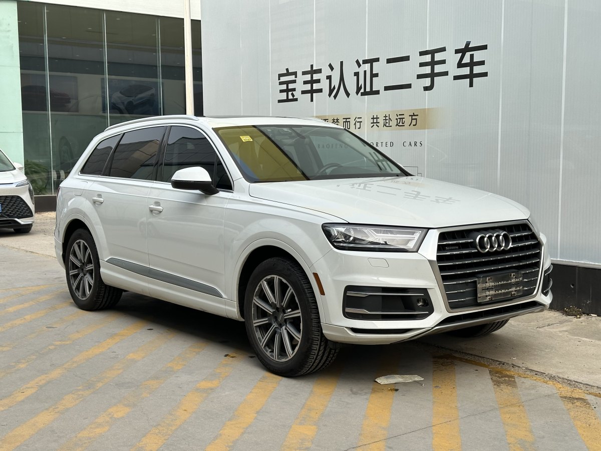 奧迪 奧迪Q7  2017款 Q7 3.0T FSI Premium 美規(guī)版圖片