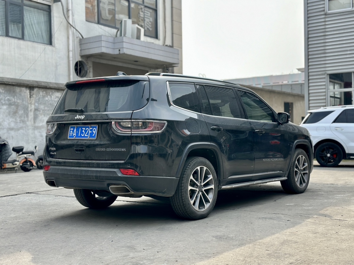 Jeep 大指揮官  2020款 2.0T 四驅(qū)精英版圖片