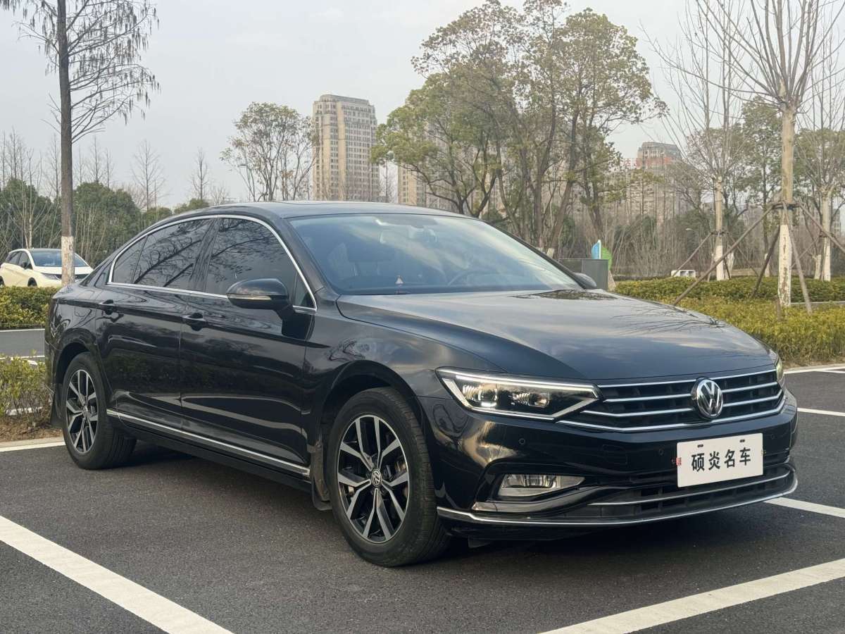 大眾 邁騰  2020款 330TSI DSG 領(lǐng)先型圖片