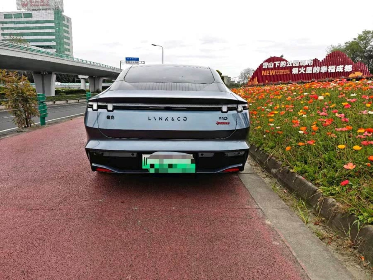 領(lǐng)克 領(lǐng)克Z10  2025款 95kWh 766km后驅(qū)Max圖片