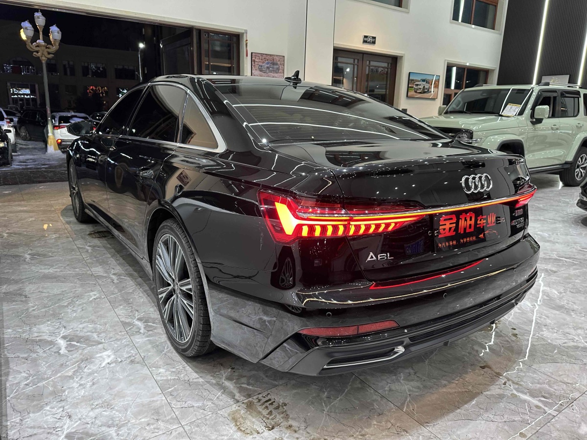 奧迪 奧迪A6L  2022款 45 TFSI 臻選動感型圖片