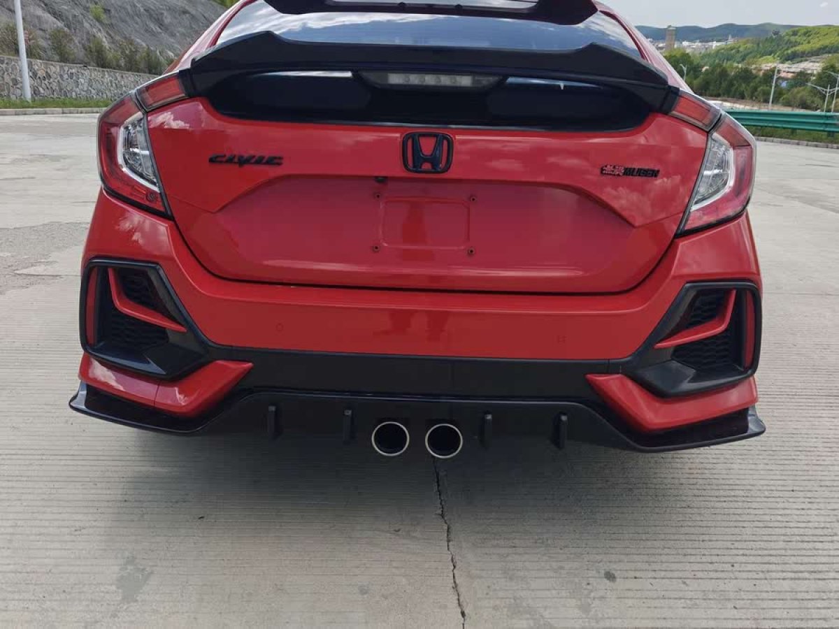 本田 思域  2021款 HATCHBACK 220TURBO CVT潮酷控圖片