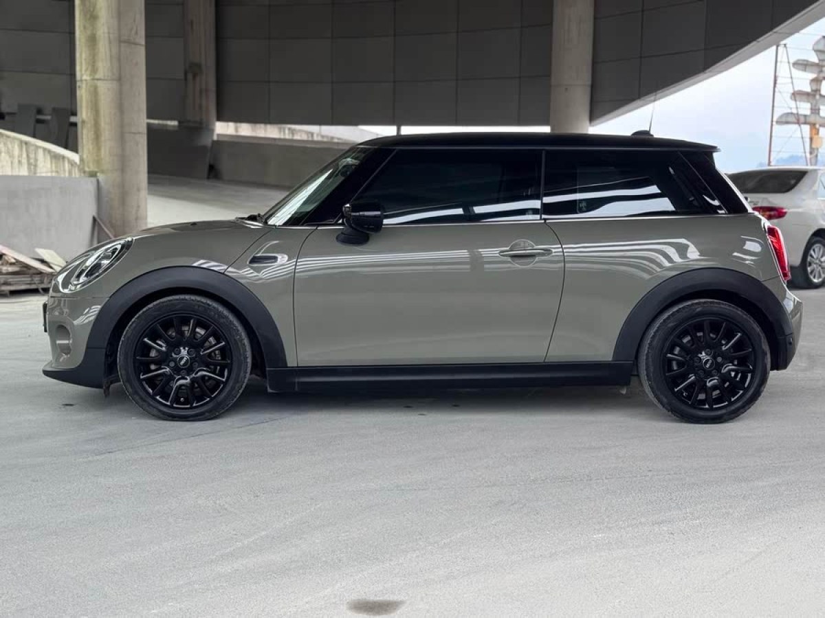 MINI MINI  2019款 1.5T COOPER 經(jīng)典派圖片