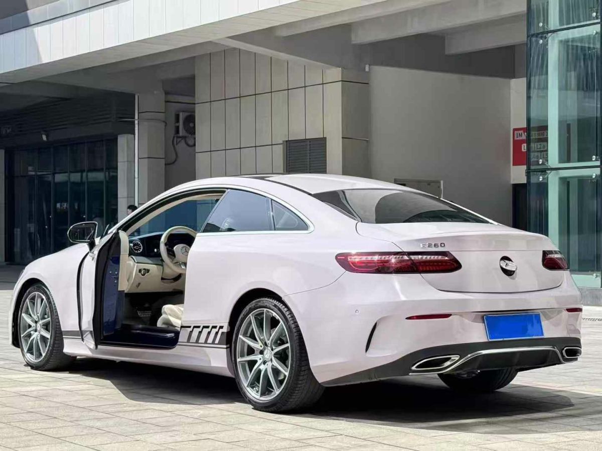 奔馳 奔馳E級(jí)  2021款 E 350 L 4MATIC圖片