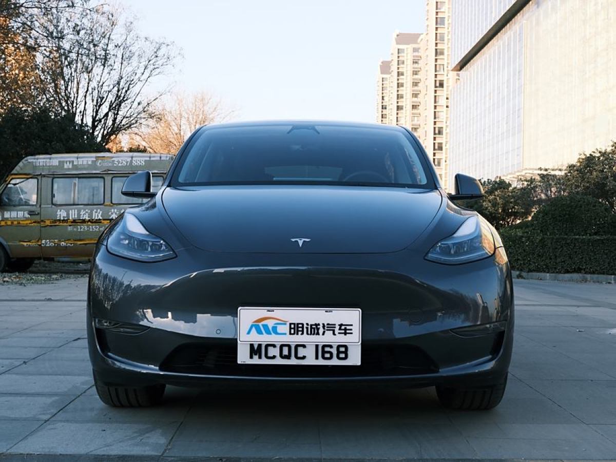 特斯拉 Model 3  2023款 長續(xù)航煥新版 雙電機全輪驅(qū)動圖片