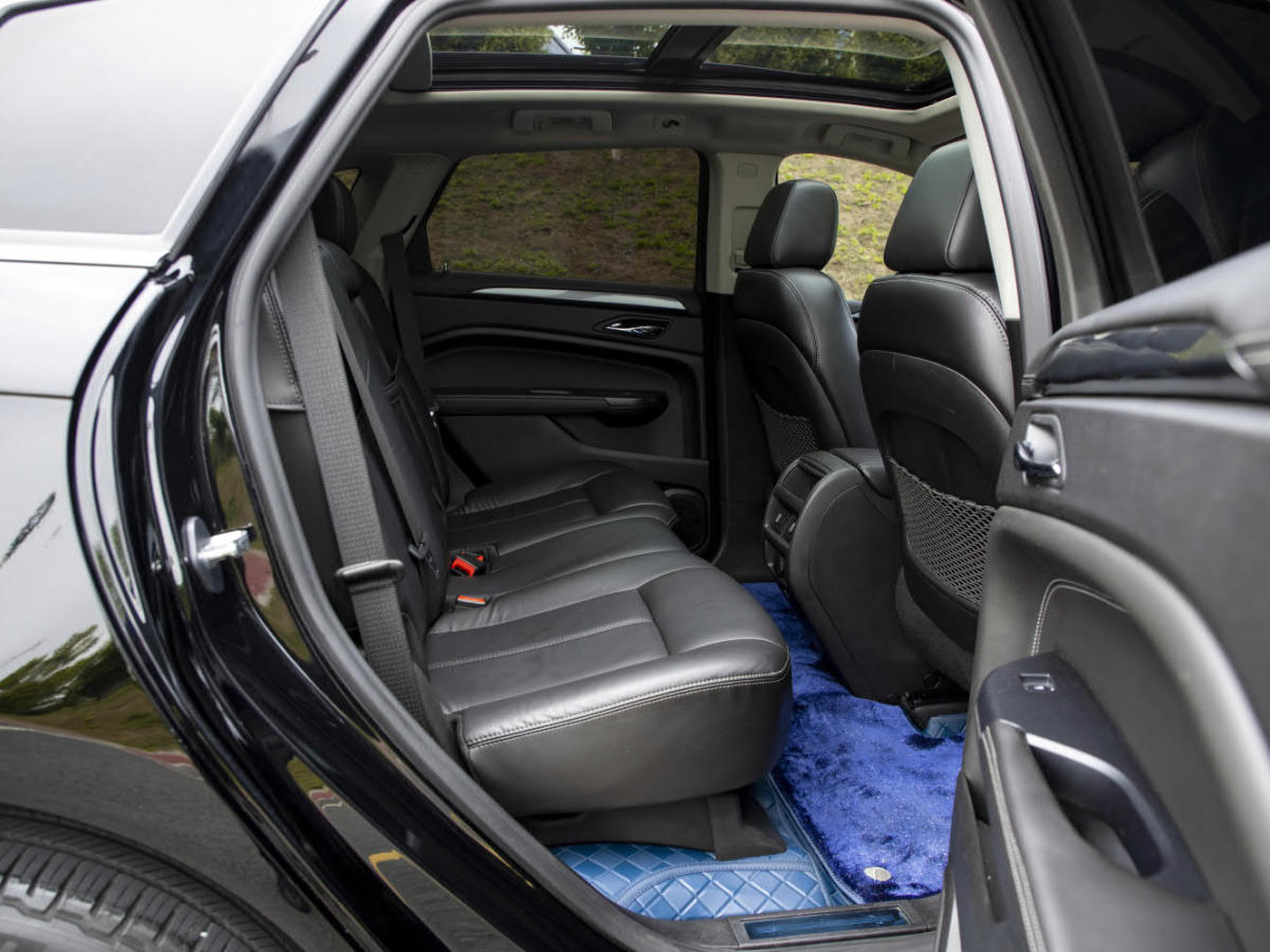 2015年3月凯迪拉克 SRX  2015款 3.0L 舒适型