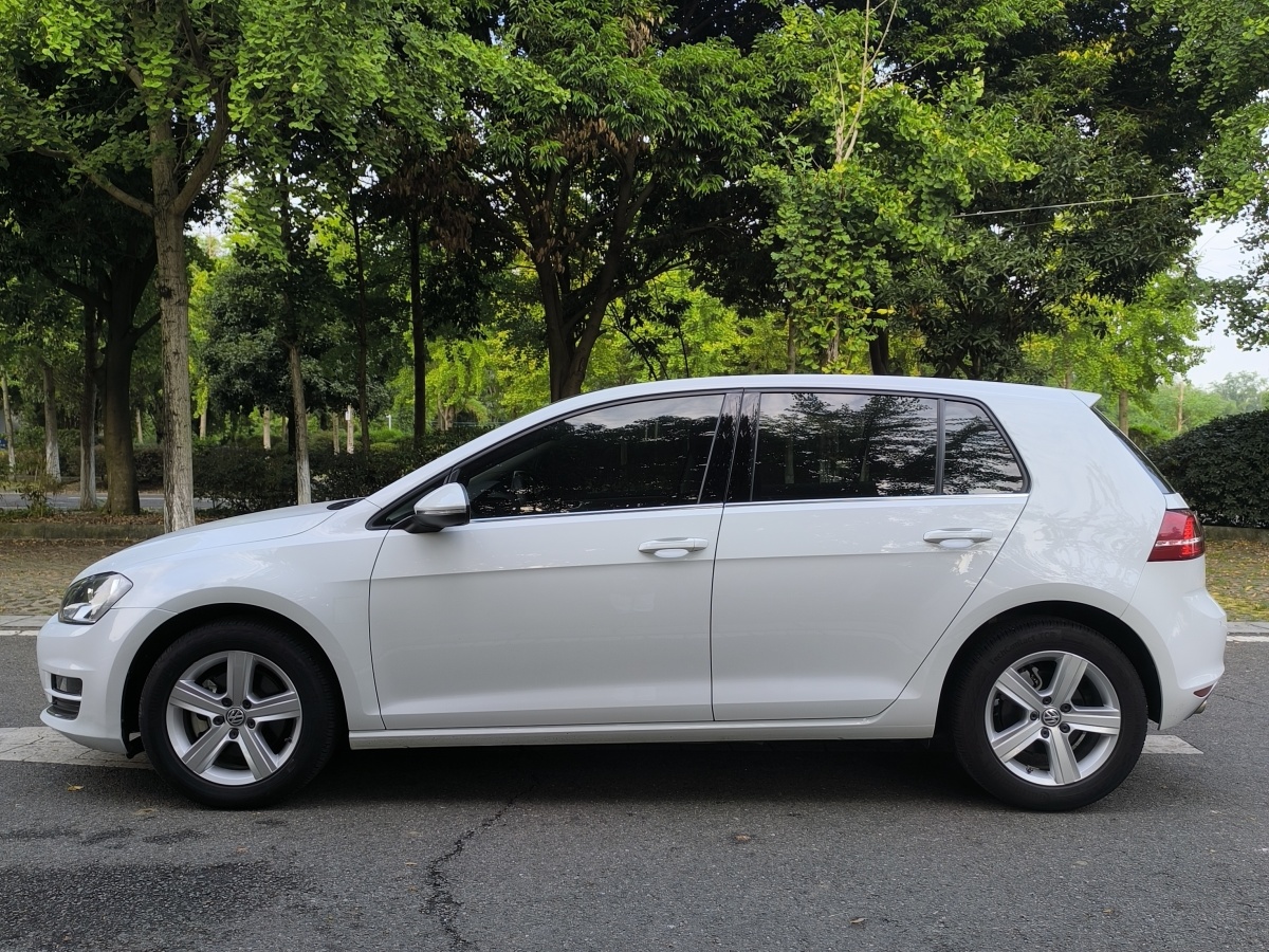 2016年8月大眾 高爾夫  2016款 230TSI 自動舒適型