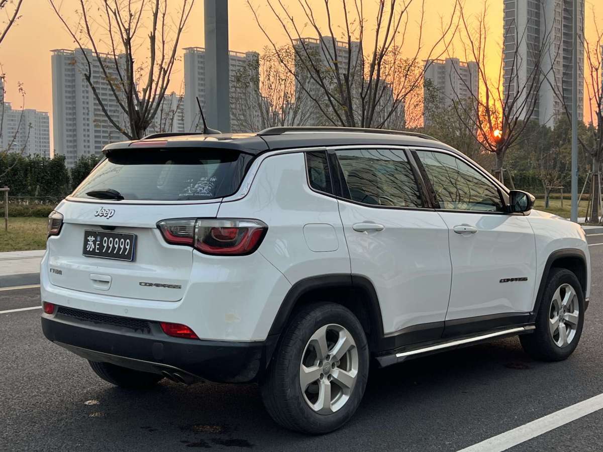 Jeep 指南者  2020款 220T 自動(dòng)精英版圖片