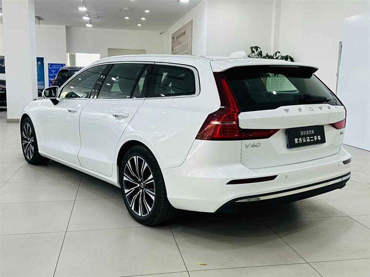 沃爾沃 V60  2024款 B5 智遠豪華版圖片