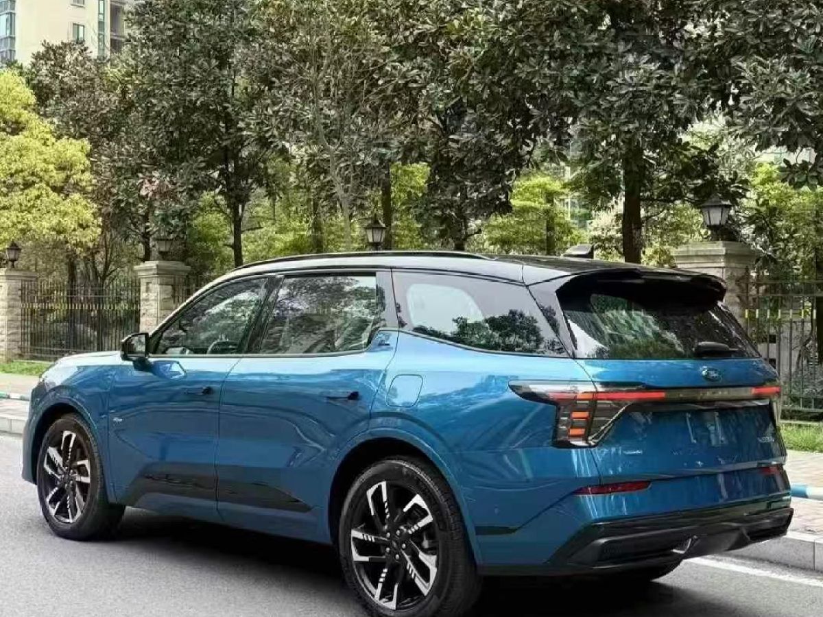 福特 銳界  2023款 銳界L 2.0T EcoBoost E-混動(dòng)四驅(qū)七座 STLine圖片