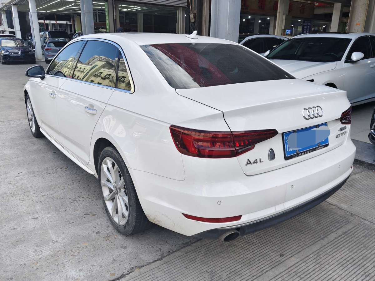 奥迪 奥迪A4L  2018款 30周年年型 30 TFSI 进取型图片