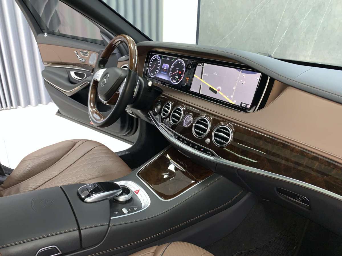 2017年9月奔驰 迈巴赫S级  2017款 S 400 4MATIC