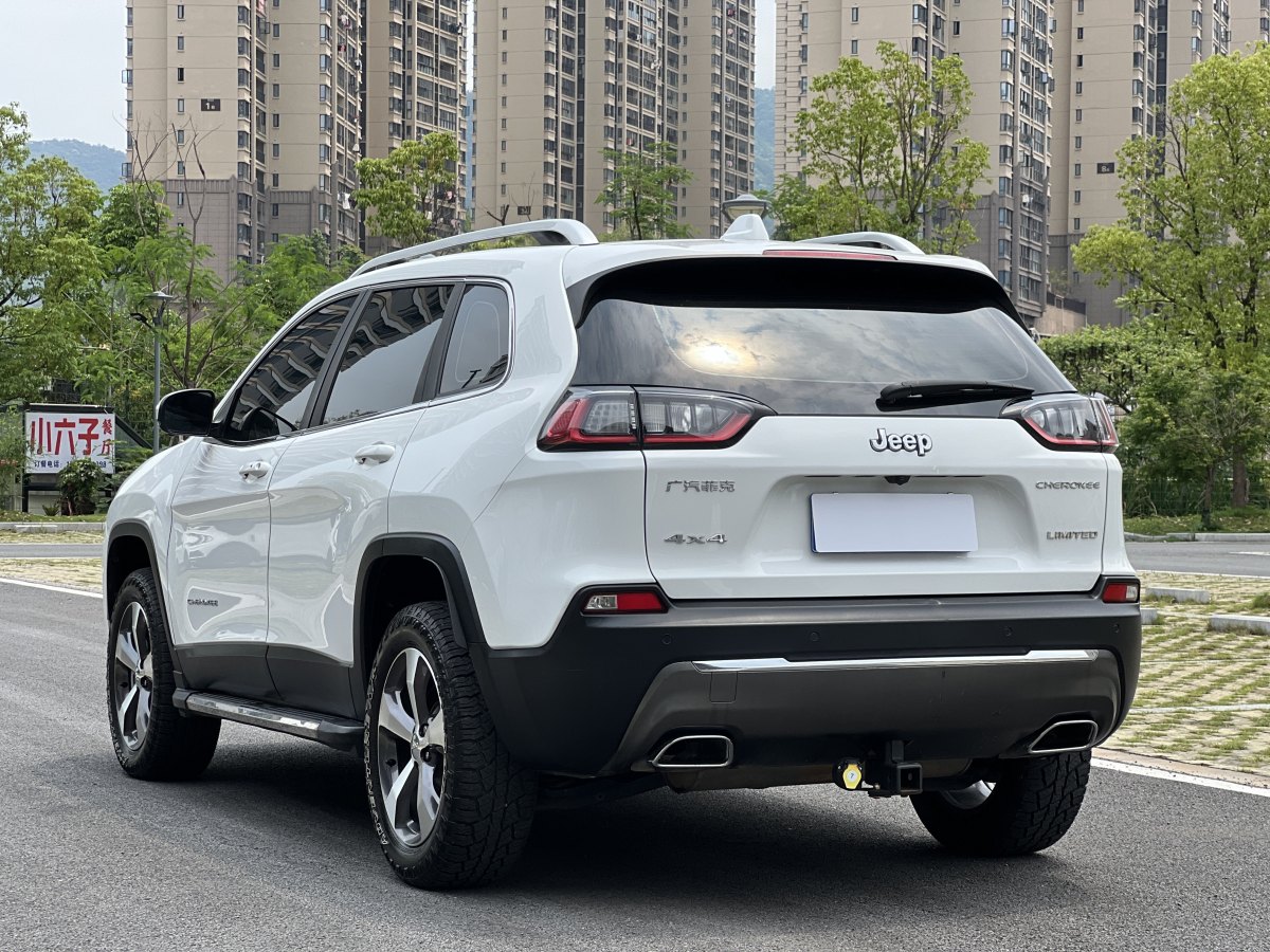 Jeep 自由光  2019款 2.0T 四驱探享版+自动驾驶智慧包 国VI图片