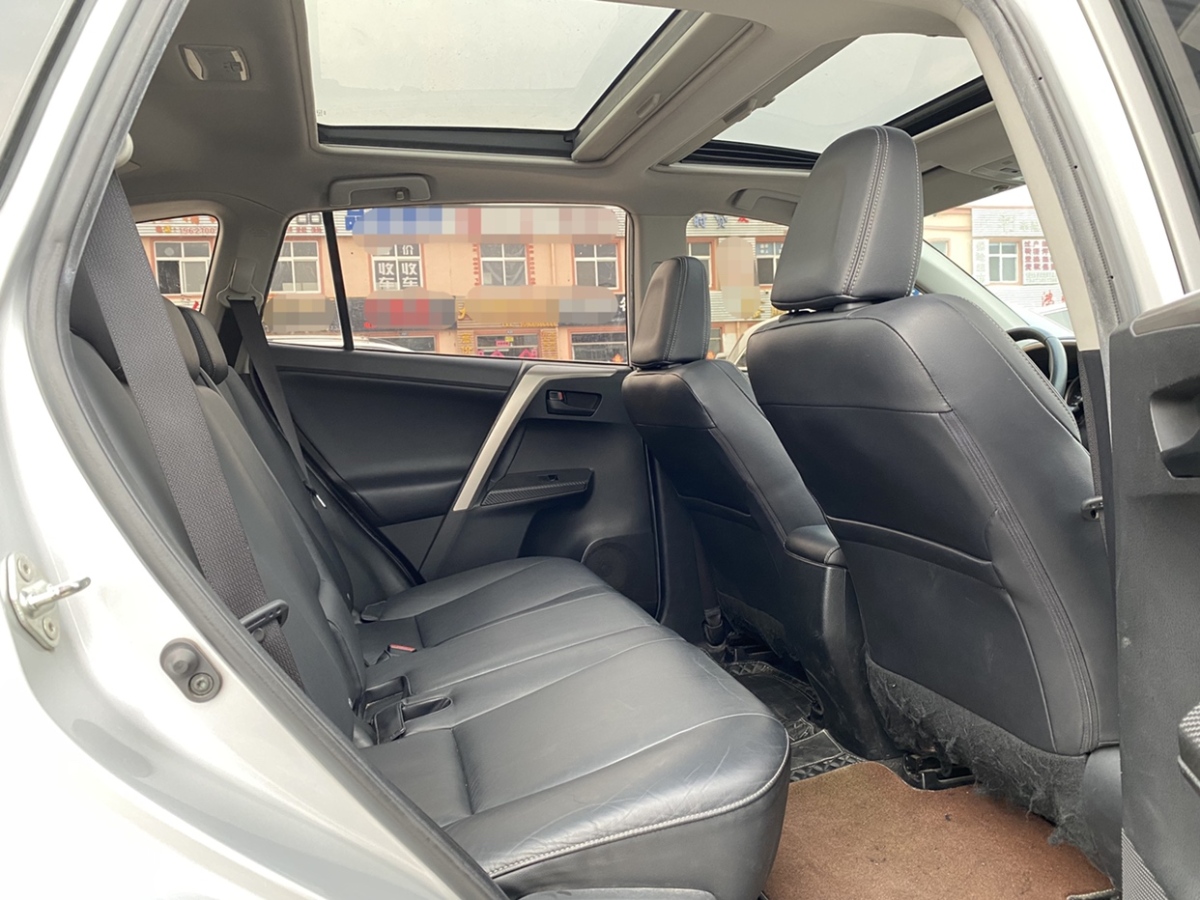 豐田 RAV4榮放  2015款 2.5L 自動四驅(qū)精英版圖片