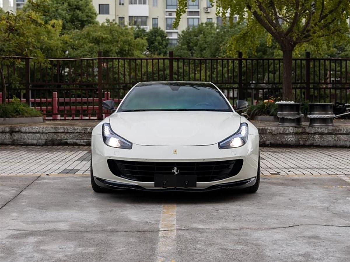 法拉利 GTC4Lusso  2017款 3.9T V8圖片