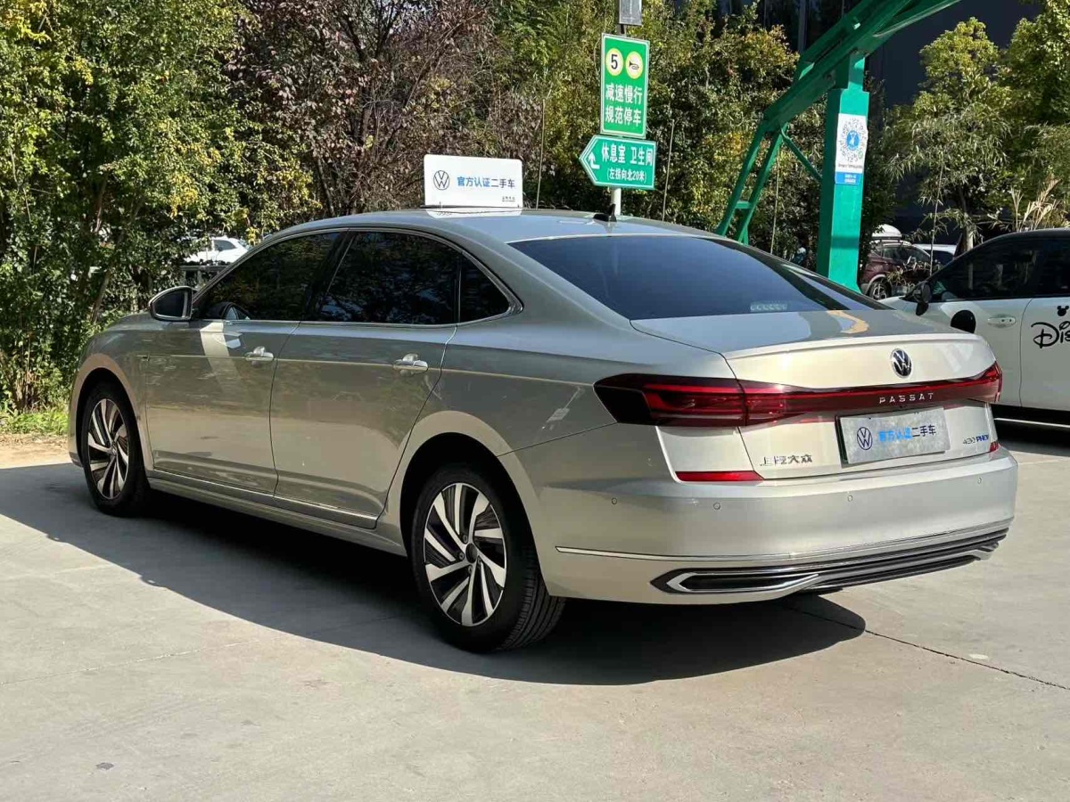 大眾 帕薩特新能源  2023款 430PHEV 混動豪華版圖片